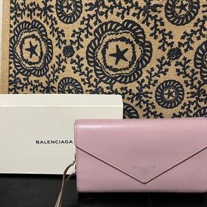 Preowned Balenciaga Lavender Leather Wallet